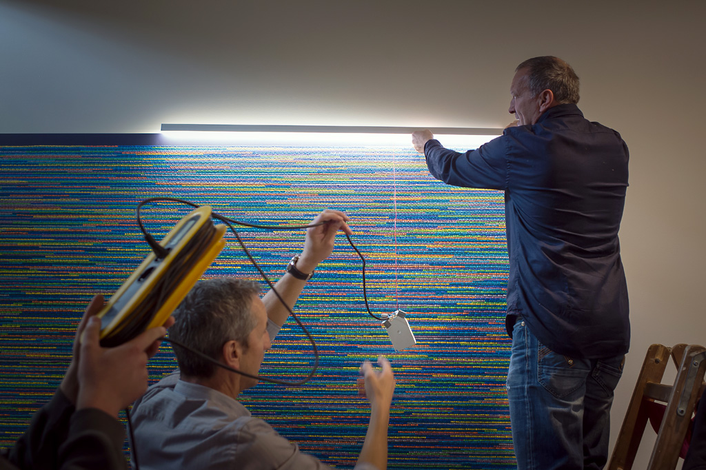 Grossformatiges Bild Punktetechnik, AKB, Claude Bickel Grossformatiges Bild Punktetechnik, AKB, Claude Bickel