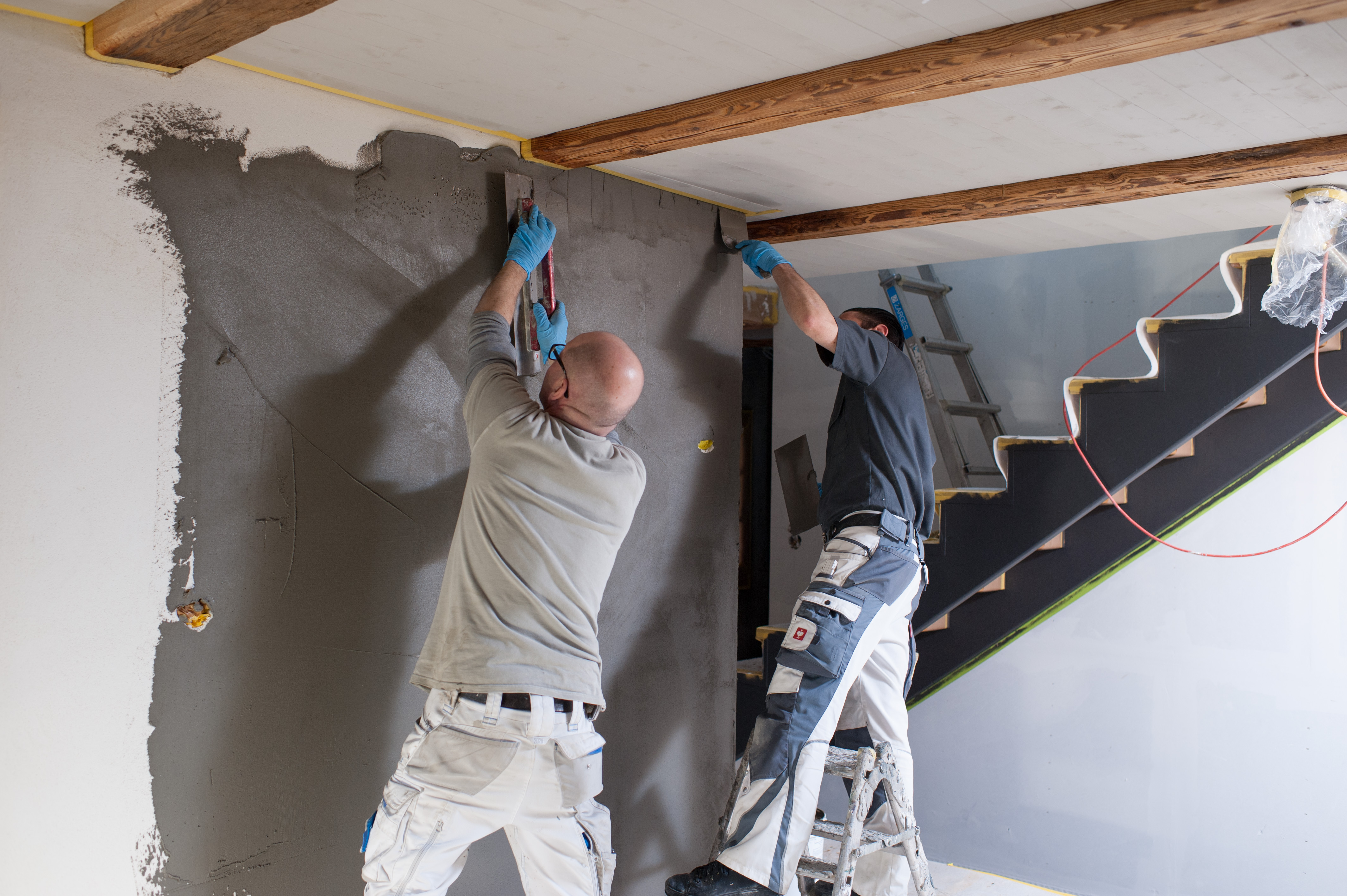 Sumpfkalkschichten auftragen Sumpfkalkschichten auftragen