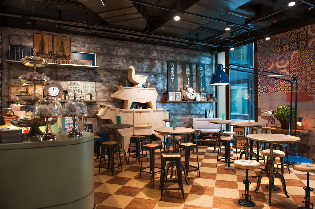 LOFT FIVE Rostwand LOFT FIVE Rostwand