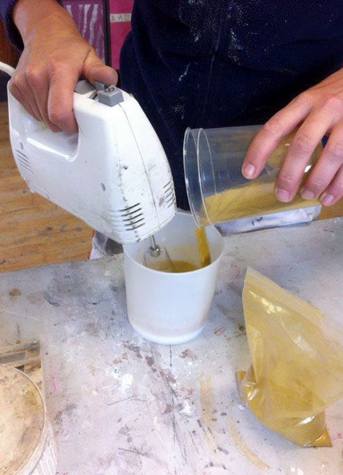 Bronce-Pigmente anmischen Bronce-Pigmente anmischen