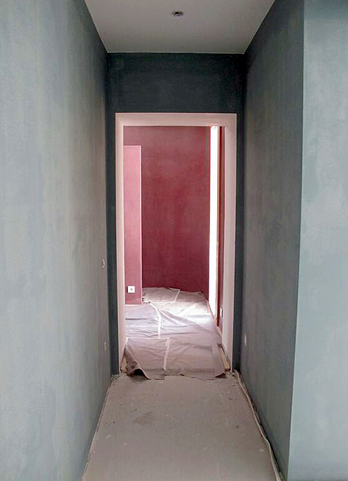 Terra di Pietra, Lehmputz schleifen Terra di Pietra, Lehmputz schleifen